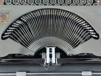 ИМПЕРАТОРСКАЯ АНГЛИЙСКАЯ ПИШУЩАЯ МАШИНКА