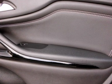 фото thumb №9, Opel zafira c tourer оббивка обшивки двері шкіра європа