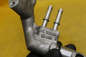 фото thumb №6, Штуцер головки audi s6 c6 07l133424