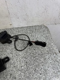 фото thumb №6, Замок капот правый левый тросы volvo v40 ii 2012-2018r 31425974 31371016