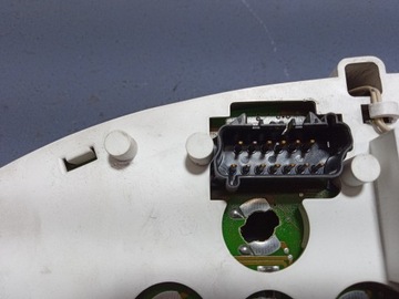 фото thumb №4, Voyager iv caravan 2.5 crd спідометр  eu p05082528ac