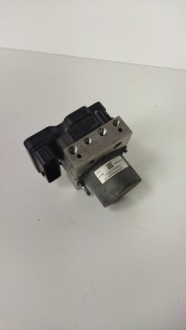 фото thumb №1, Camaro vi 16- насос блок управления abs 23414640