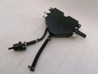 фото thumb №6, Ferrari 550 maranello f133 reservior 171660 вентиляційний клапан кузов контейнер