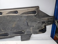 фото thumb №5, Захист плита підвіска права audi a1 8x lift vw 6r0825202a