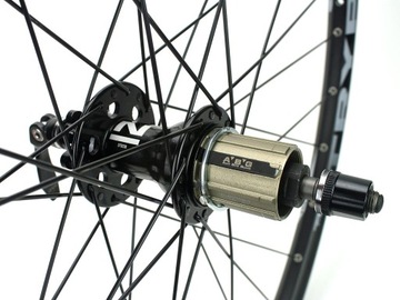 Koła 28 Novatec D791SB QR9 D792SB QR10 Shimano HG, Rodi Tryp 25 Evo