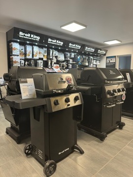 GRILL GAZOWY BROIL KING CROWN 410 CZARNY SREBRNY 4 PALNIKI RUSZT ŻELIWNY
