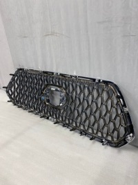 Решітка радіатора решітка  бампера перед toyota tacoma 17-23 в Україні, фото thumb