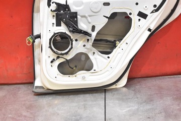 фото thumb №13, Двері праві зад задні kwed citroen ds5 1 i 12-15