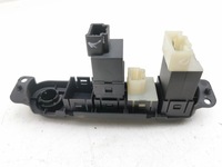 фото thumb №6, Chrysler pt cruiser 2002 перемикач обігріву скло передньої / лобове