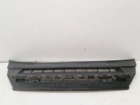 фото thumb №1, Vw touareg r-line 760807061a решётка бампера средняя