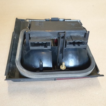 фото thumb №9, Лампа задня ліва w кришка багажника лівий зад vw passat b3 iii оригінальний номер eu