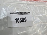 фото thumb №3, Модуль двері перед правий grand cherokee wk2 11r