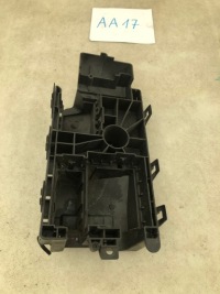 фото thumb №1, Корпус запобіжників opel astra j iv 13253551