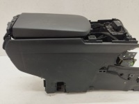 фото thumb №3, Peugeot 3008 подлокотник