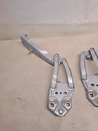 фото thumb №5, Петля петлі капот volvo xc40 31356752 31356753