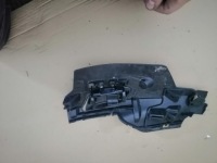 фото thumb №2, Заглушка з кронштейн розпилювача права a6 c8