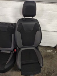 фото thumb №6, Opel grandland x заднее сиденье обивка