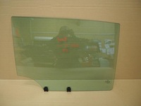 фото thumb №1, Скло 2010 двері правий задня peugeot 3008