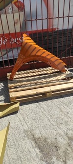 фото thumb №11, Крыло правые audi q3 8u 11-18 lx2u