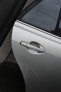 фото thumb №7, Дверь правый задняя toyota avensis t25 kombi цвет 1c0