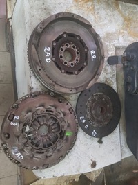 фото thumb №1, Toyota corolla ii verso 2,2 dcat зчеплення колесо диск комплект