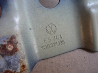 фото thumb №7, Кронштейн крыла левый перед vw eos 1q0821135