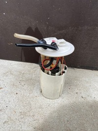 фото thumb №1, Насос паливна 172021036r renault trafic iii