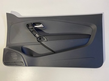 фото thumb №1, Обивка дверь правых vw polo 6r3867012ah 3d