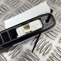 фото thumb №6, Toyota auris e180 2012 кнопка відкривання кришки багажника