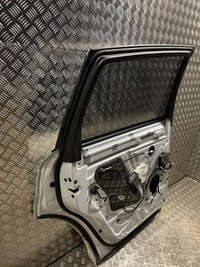 фото thumb №14, Audi q7 4l 2012 левая сторона дверь задние