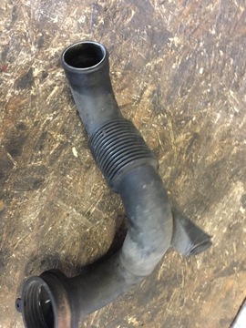 фото thumb №8, A8 d3 4.2 tdi труба шланг воздуха 057129609e