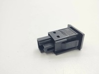 фото thumb №6, Toyota auris e180 2014 панелі керування, перемикачі