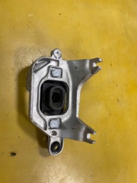 фото thumb №3, Кронштейн подушка коробки renault megane iv 1.2 tce