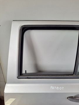 фото thumb №3, Дверь левый зад задние комплектные jeep patriot