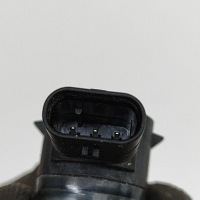 Tesla model 3 2021 с передний датчик парковки pdc Недорого, фото thumb