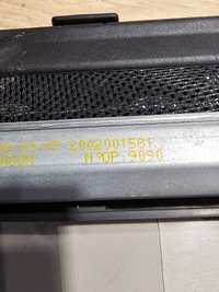 фото thumb №9, Шторка багажника левая + кронштейн шторка renault espace iv 8200050967