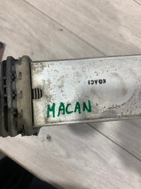 фото thumb №8, Интеркулер porsche macan 18- правый 95b.145.804.a