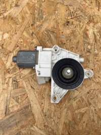 фото thumb №1, Моторчик стекло правый задняя mercedes gl x166 ml w166 1669060601