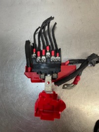 фото thumb №1, Клема плюсова renault austral 403888264r