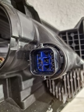 фото thumb №13, Kia sportage 5 v 21- лампа ліва перед 92101r2100