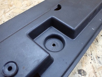 фото thumb №5, Направляюча кріплення ролети багажника права bmw 316 e91 рестайлінг європа 7068886