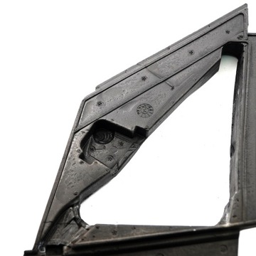 фото thumb №13, Mercedes w246 захист інтер'єру дзеркало двері перед ліві трикутник a2467270388