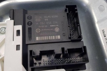 фото thumb №6, Подъемник стекла правых передних дверь vw golf v вариант 1k5 1k0959792m