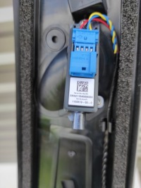 фото thumb №3, Защита стойка c правая камера tesla model 3 1100441-00-e