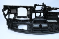 фото thumb №11, Volvo xc60 ii 2017+ консоль торпедо оригінальна нерегенерована 31417555