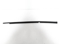 фото thumb №1, Toyota yaris iv cross 20- молдинг уплотнитель стекло дверь правая задняя org