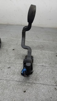 фото thumb №1, Потенціометр газу fiat stilo 1.9td 03r