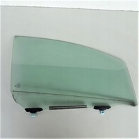 фото thumb №1, Скло передня права двері toyota yaris ii 5 двері