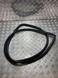 фото thumb №1, Прокладка двері правий перед toyota rav4 v 19-