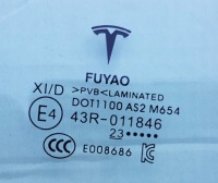 фото thumb №6, Tesla y стекло правая передняя перед